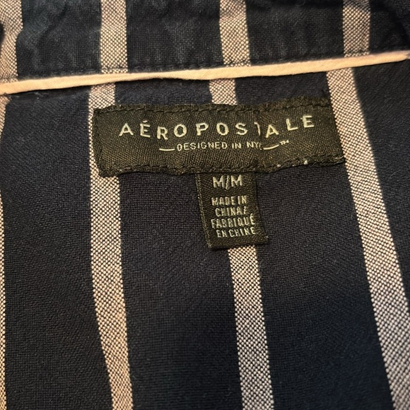Aeropostale men’s blue striped short sleeve button down shirt size medium - Picture 7 of 8